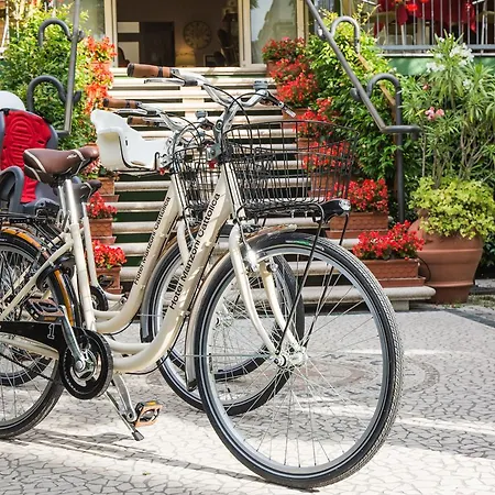 Hotel Manzoni Cattolica