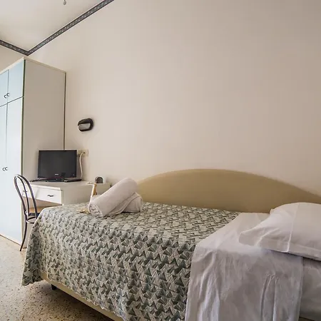 Manzoni 3* Cattolica