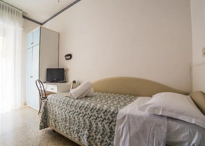 Manzoni 3* Cattolica